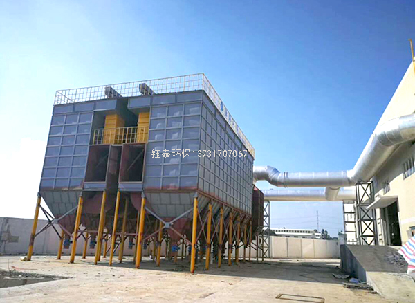 鋁熔鑄煙氣處理除塵器安裝現場 鋁熔鑄煙氣處理除塵器安裝現場